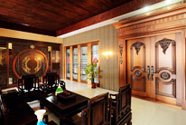 銅門(mén)展廳