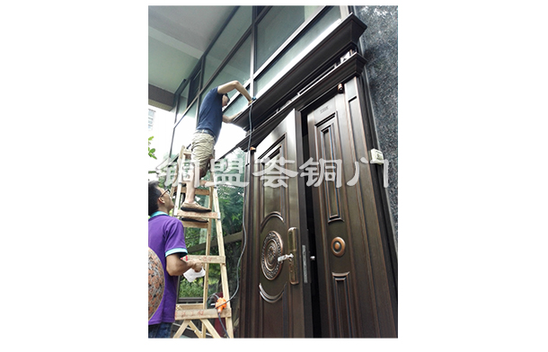 拆除替換某品牌銅門(mén)，銅盟薈以品質(zhì)贏人心